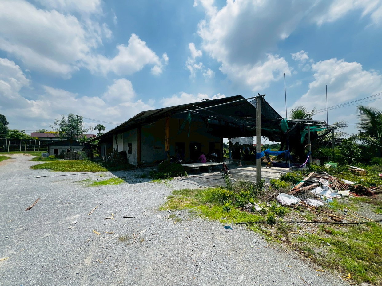 รูป ที่ดินพร้อมสิ่งปลูกสร้าง 28550 ตร.วา -,31 หมู่ที่ 15 อำเภอบางเลน จังหวัดนครปฐม 57.1M - รูปที่ 14/21