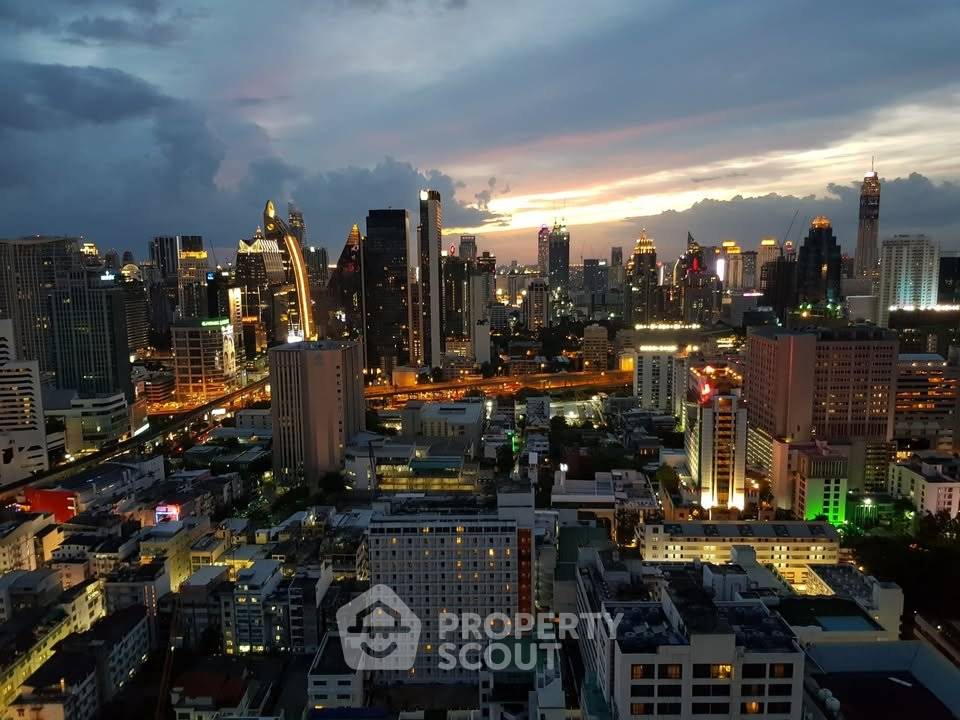picture 2-BR Condo at Hyde Sukhumvit 11 near BTS Nana (ID 3032803) - 11/15