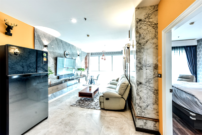 Condos for sale : Popular units sell out fast The River near BTS Saphan Taksin