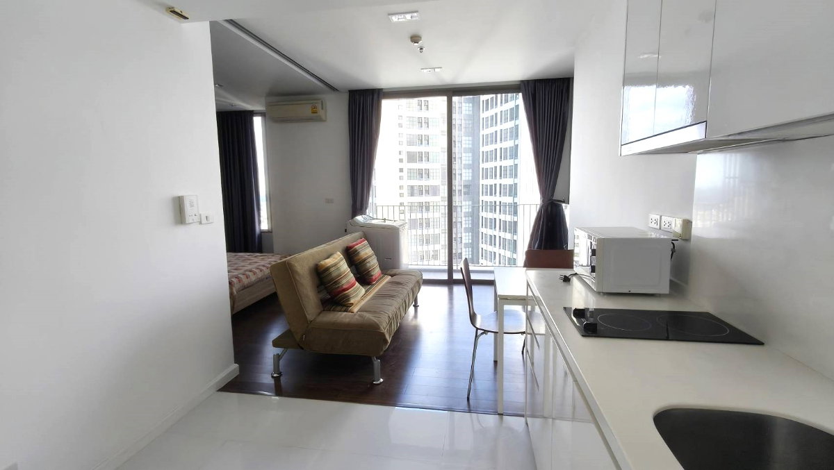picture 1Bed 1Bath, 35th floor, 39 sqm, Nara 9 by Eastern Star-Sathon / Narathiwas - 11/15