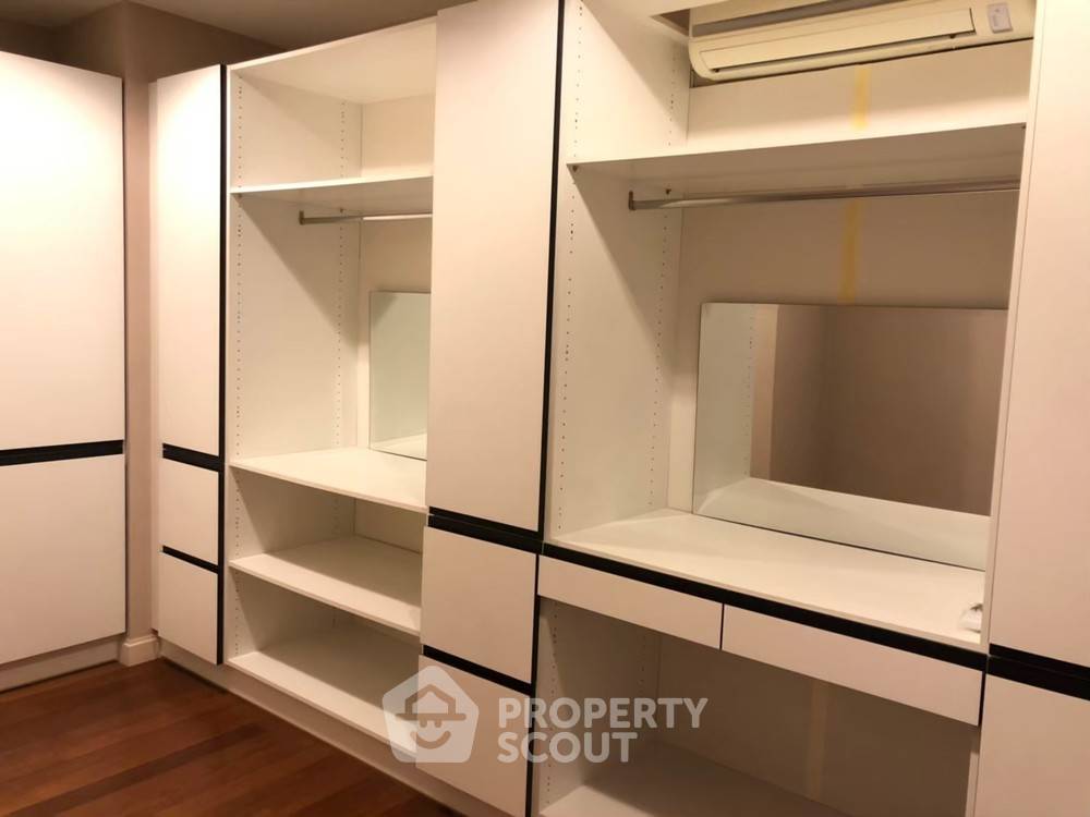 picture 2-BR Condo Belle Grand Rama 9, 19th Floor MRT Phra Ram 9 (ID 402652) - 10/16