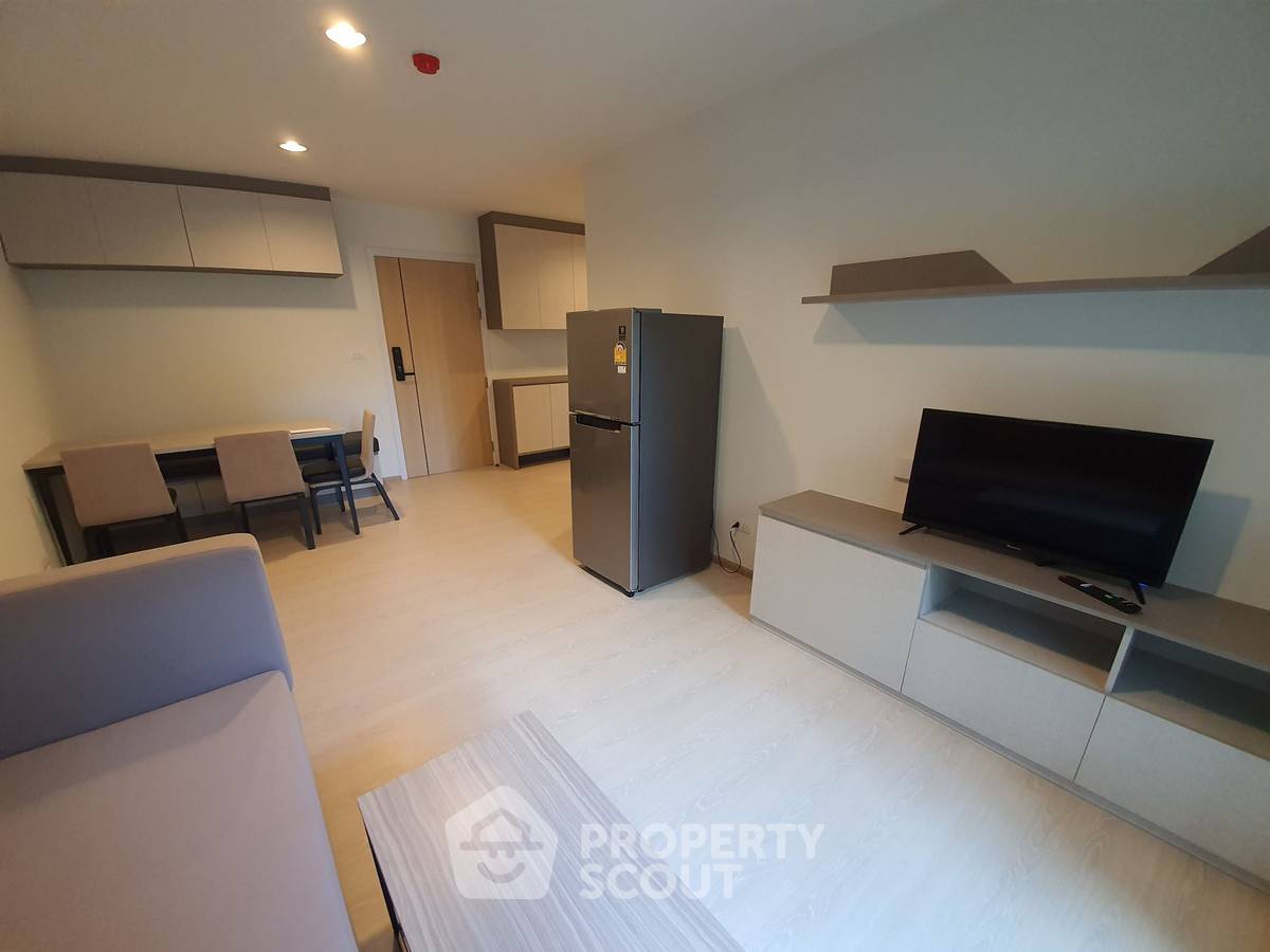 picture 2-BR Condo at Rise Rama 9 near ARL Ramkhamhaeng (ID 3034741) - 2/11