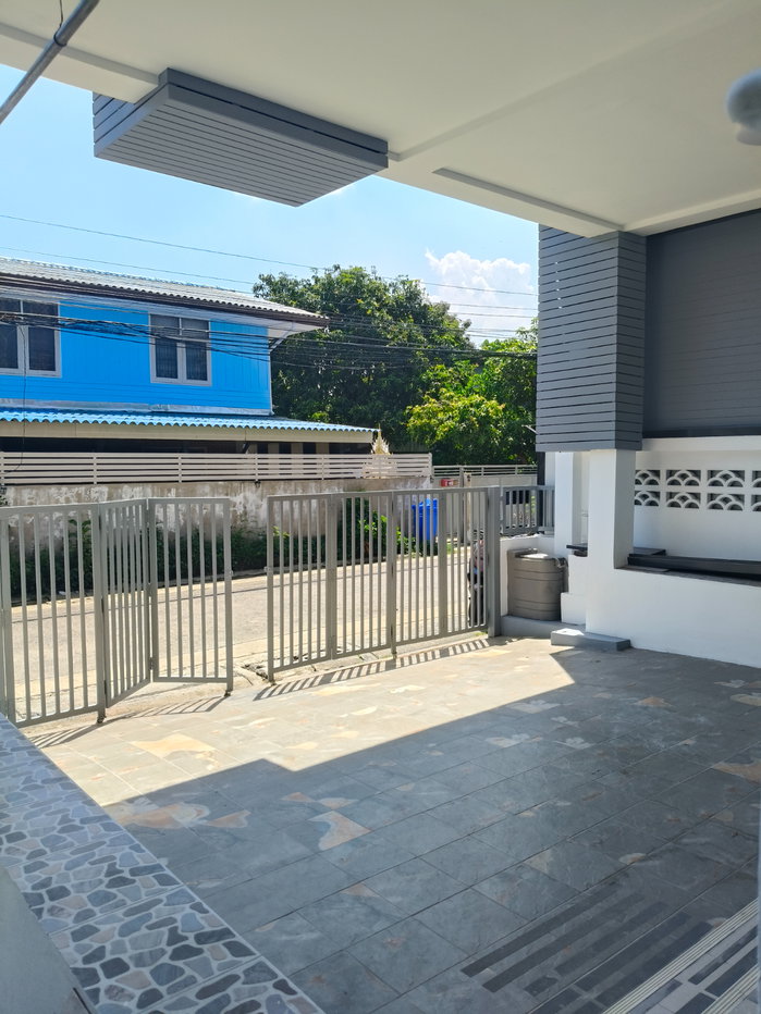 รูป ขายบ้านเดี่ยวขนาดเล็ก 2 ที่จอด - รูปที่ 2/16