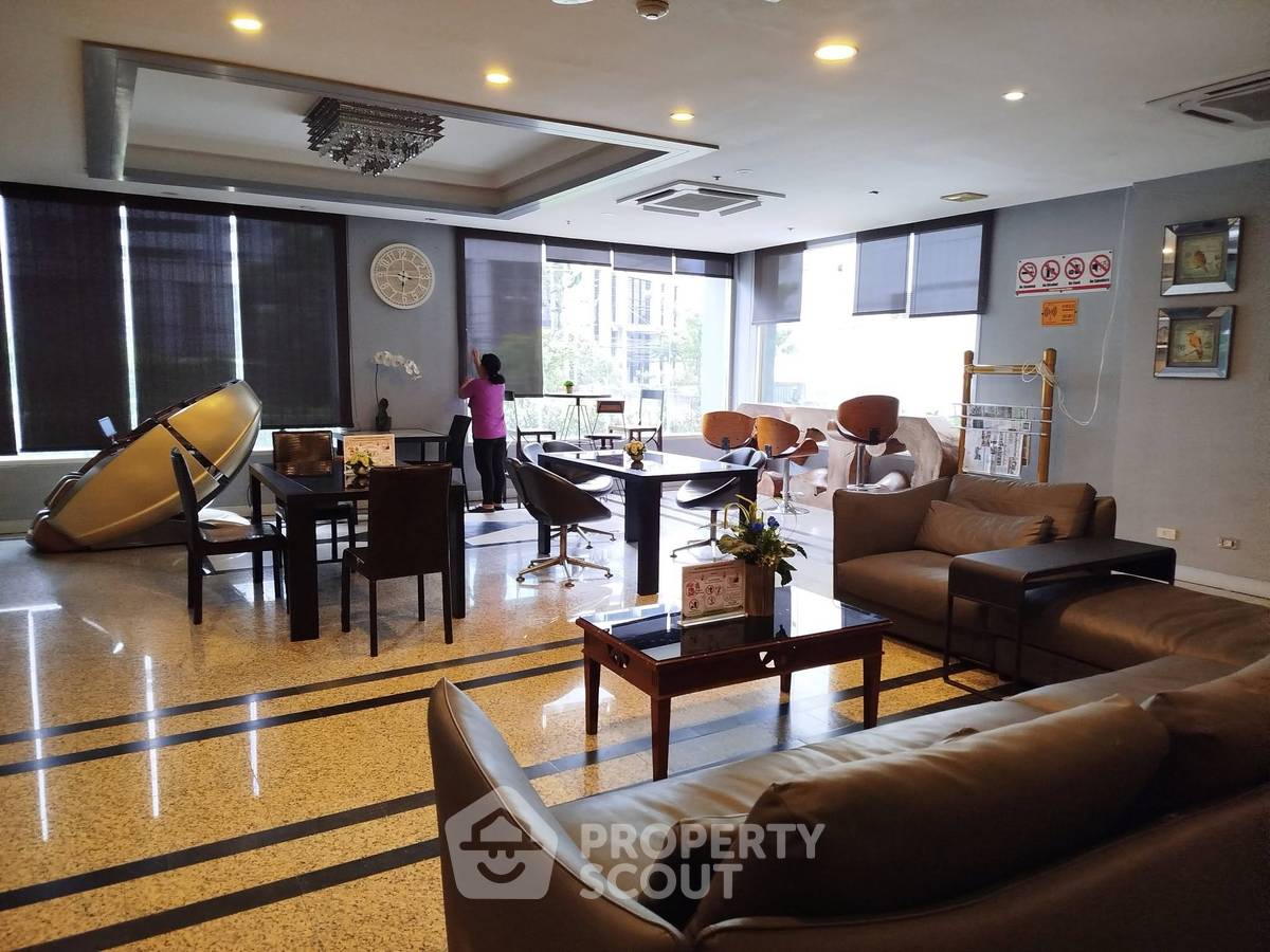 รูป คอนโด 2-ห้องนอน ที่ วิทยุ คอมเพล็กซ์ คอนโดมิเนียม ใกล้ BTS เพลินจิต (ID 3032434) - รูปที่ 19/22