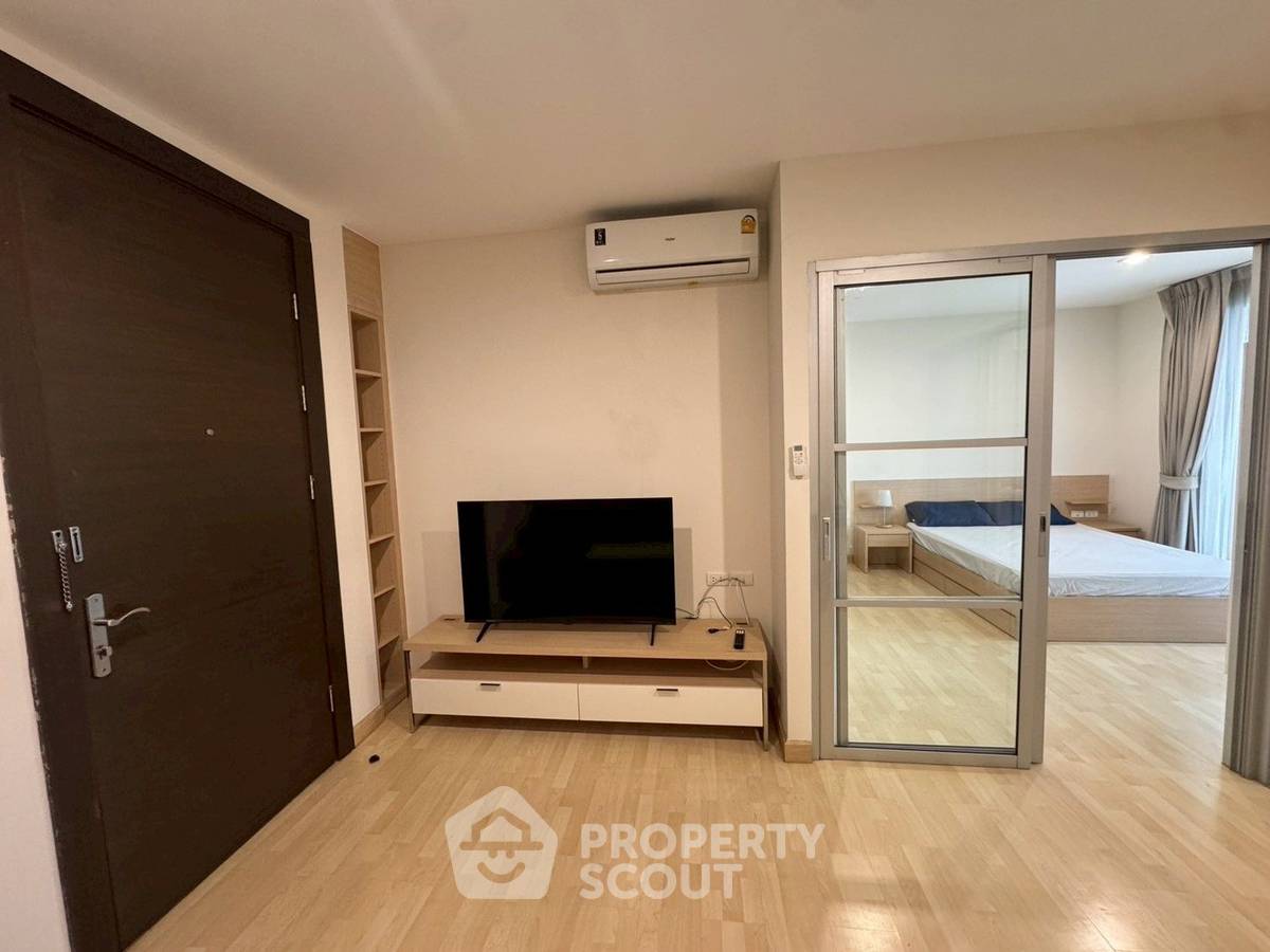 picture 1-BR 47 Sqm At Rhythm Ratchada Near MRT Ratchadaphisek (100m) (ID 3032838) - 4/28