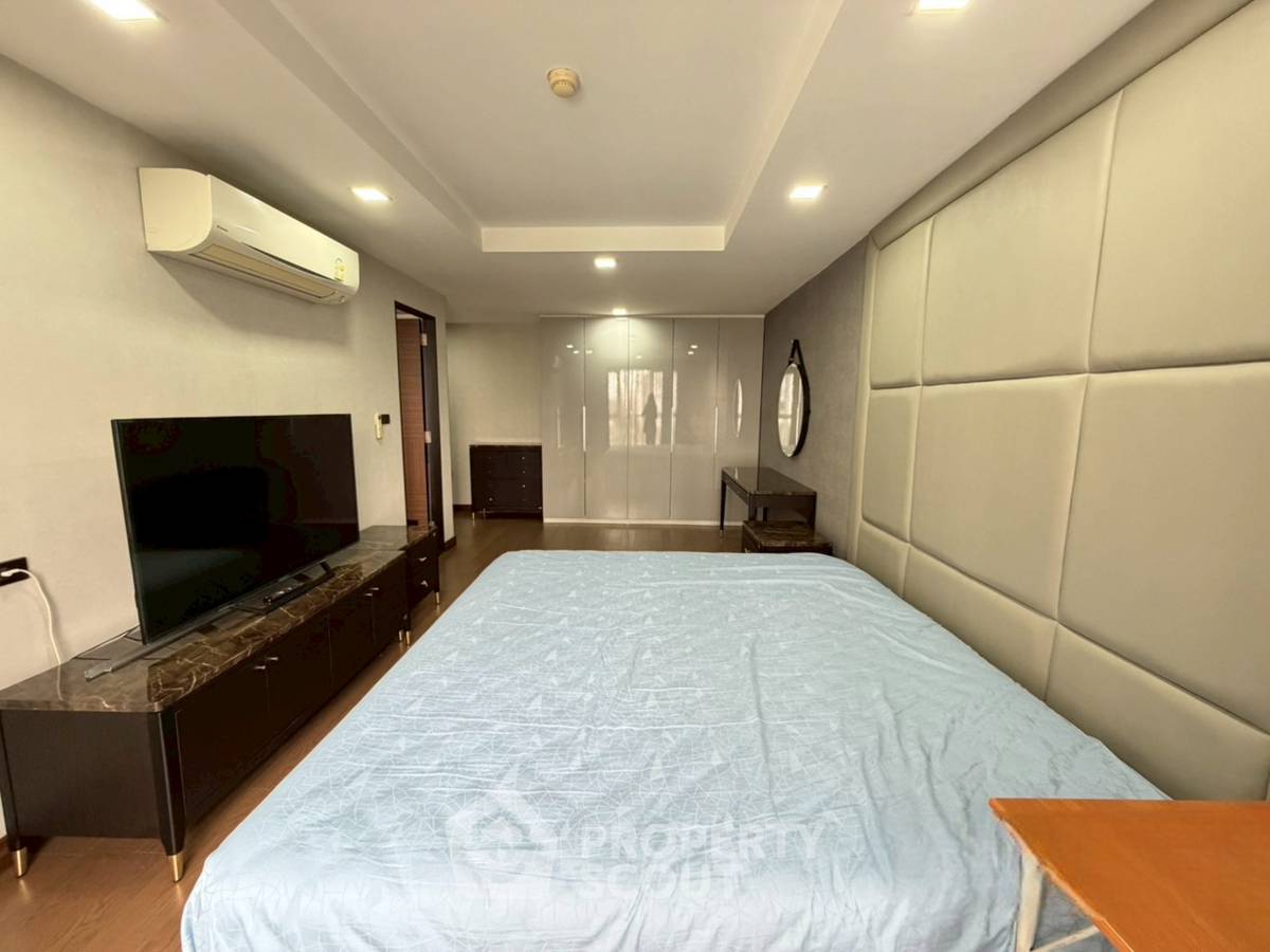 รูป คอนโด 3-ห้องนอน ที่ อเวนิว 61 คอนโดมิเนียม ใกล้ BTS ทองหล่อ (ID 2676144) - รูปที่ 1/8