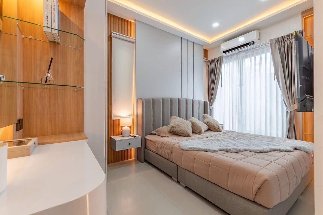 รูป บ้านเดี่ยวพูลวิลล่า สไตล์โมเดิร์น ทำเลทองใจกลางเมืองพัทยากลาง ซอยเฉลิมพระเกียรติ 10/1 - รูปที่ 19/19
