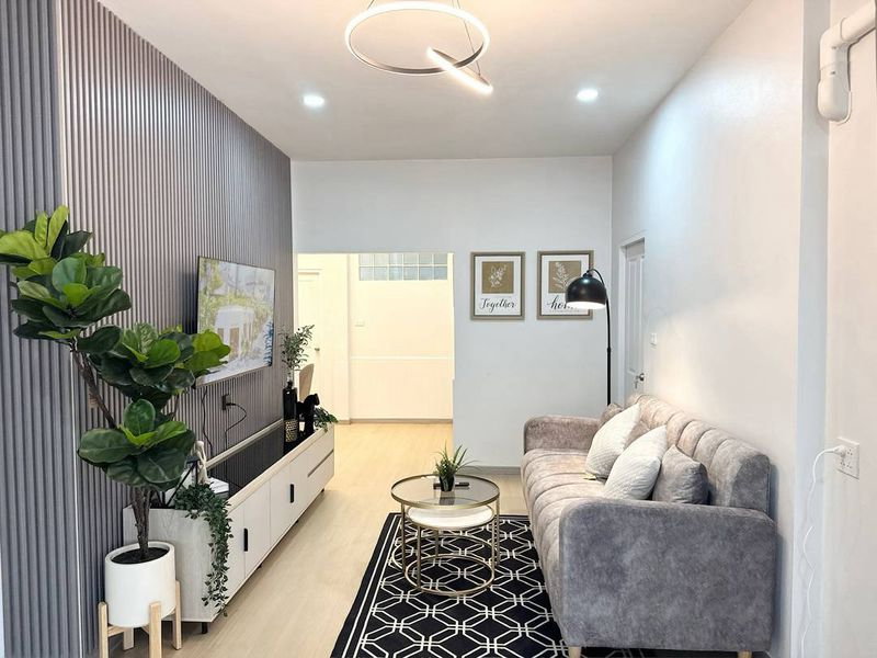 รูป ขายบ้านเดี่ยวรีโนเวทใหม่ ม.คลาสสิคโฮม ไร่กล้วย ศรีราชา - รูปที่ 6/15
