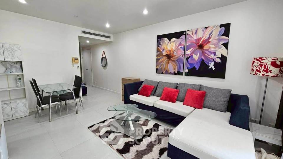 picture 1-BR Condo at Manhattan Chidlom near BTS Chit Lom (ID 3034459) - 4/9