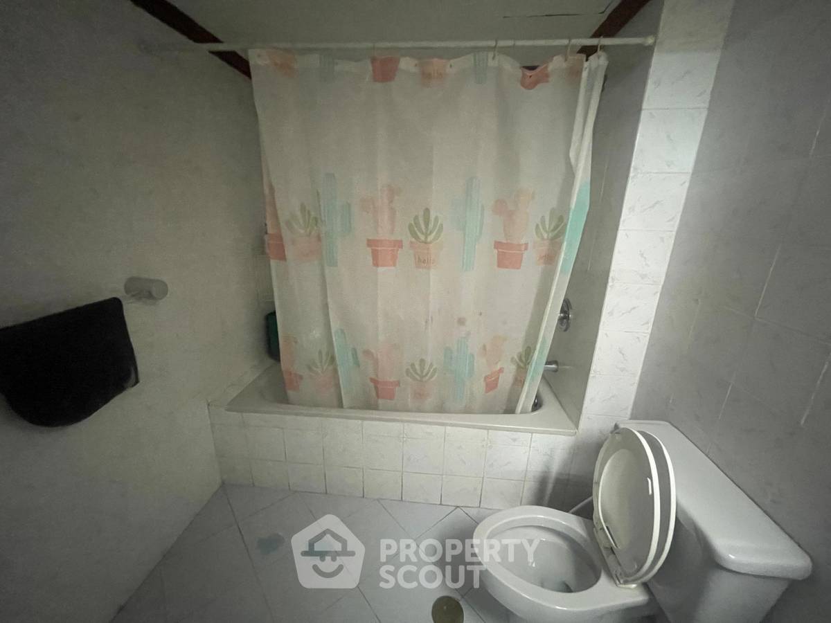 รูป คอนโด 2-ห้องนอน ที่ เพรสทีจ ทาวเวอร์ คอนโดมิเนียม ใกล้ MRT สุขุมวิท (ID 3032355) - รูปที่ 11/14
