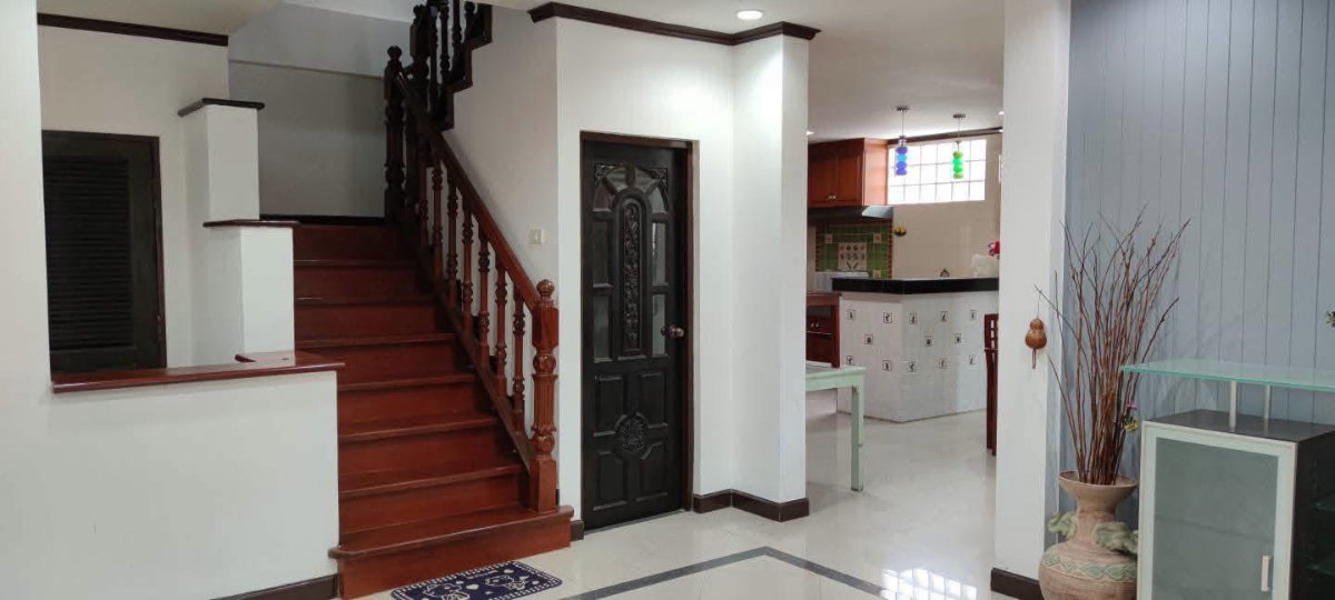รูป 🏡 บ้านเดี่ยว 2 ชั้น พร้อมอยู่ ซอยรามคำแหง 68 4 ห้องนอน 3 ห้องน้ำ ทำเลดี ใกล้เดอะมอลล์บางกะปิ และ MRT สายสีเหลือง  - รูปที่ 18/20