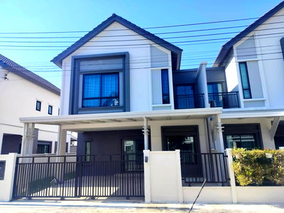 เช่าบ้านแฝด สำนักงานปศุสัตว์จังหวัดปทุมธานี : ให้เช่าบริทาเนีย ติวานนท์-ราชพฤกษ์ (BRITANIA Tiwanon-Ratchaphruek) ถนนกรุงเทพ-ปทุมธานี ใกล้ทางด่วนศรีสมาน