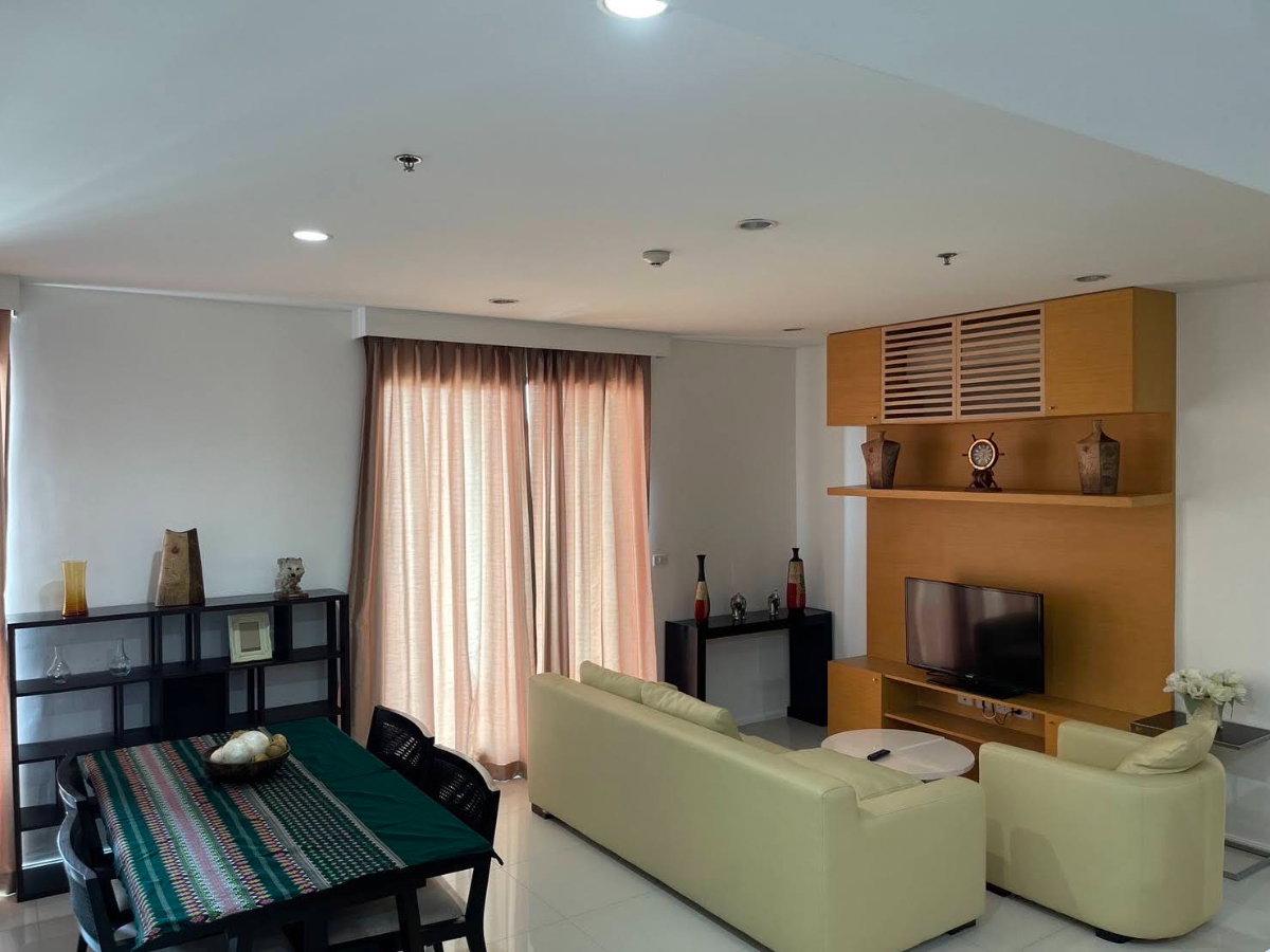 รูป วิลล่าอโศก 2 Bedroom 2 Bathroom 81sqm ชั้นสูง วิวสวย - รูปที่ 2/13