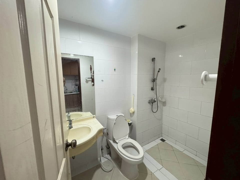 picture R3071 Condo For Rent PG Rama 9 - 8/9