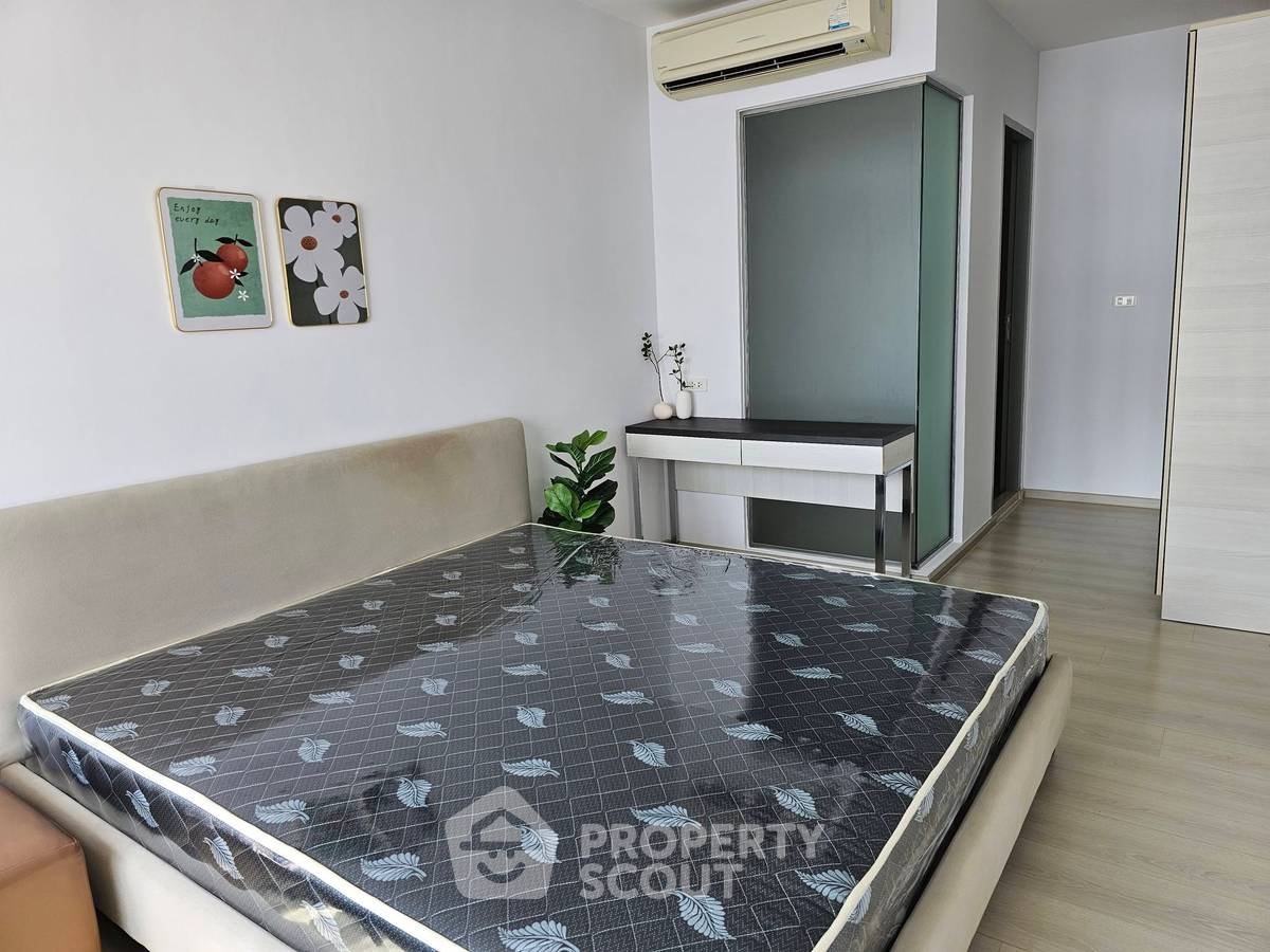 picture 2-BR Condo at Life Ratchadapisek near MRT Huai Khwang (ID 3033065) - 7/10