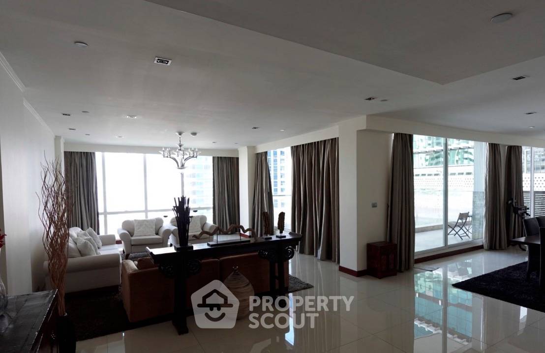 รูป คอนโด 3-ห้องนอน ที่ เลอ รัฟฟิเน่ สุขุมวิท 31 ใกล้ BTS พร้อมพงษ์ (ID 3020514) - รูปที่ 5/5