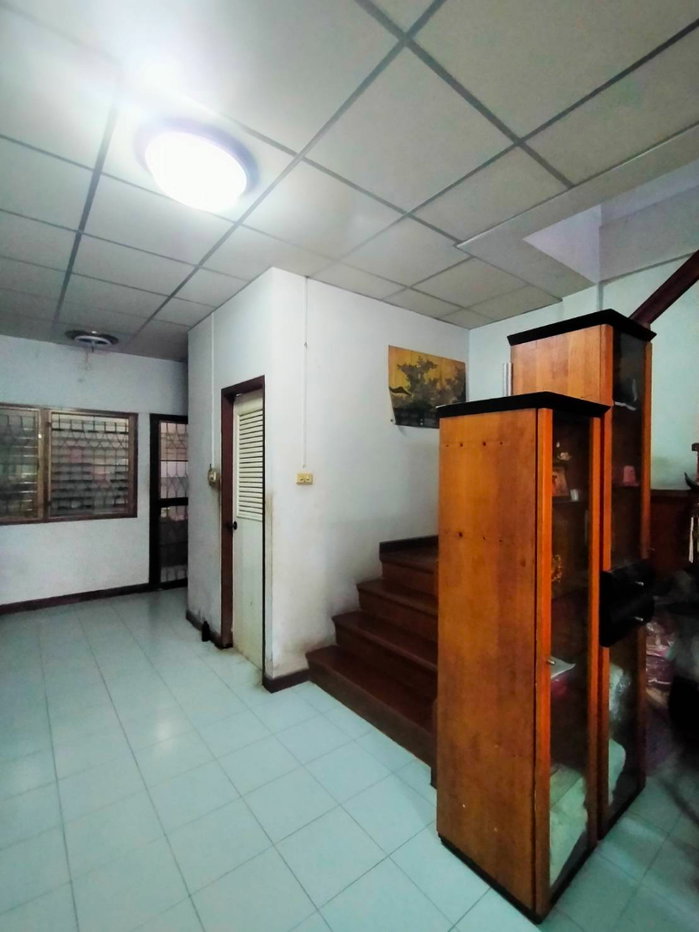 รูป 🔥 ทาวน์เฮาส์ 2 ชั้น ราคาเพียง 1.1 ล้าน! 🏡 หมู่บ้านศิริวรรณ-ชวนชม - รูปที่ 5/11