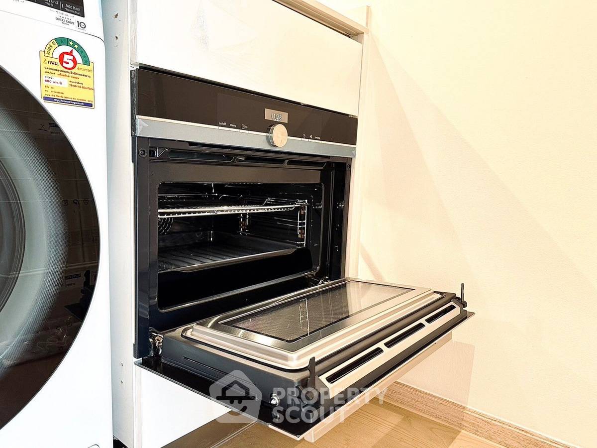 picture 1-BR Condo at The Strand Thonglor near BTS Thong Lor (ID 1432498) - 9/15