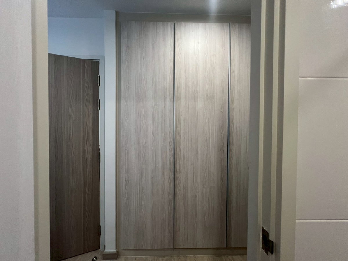 picture Thana Astra Sathorn-Chan Condominium - 14/19