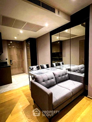 Condos for rent : Ground-Floor 1-BR Condo At Ashton Asoke–Rama 9, 200m To MRT Phra Ram 9 (ID 3033309)