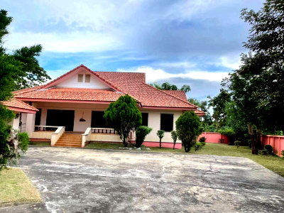 บ้านเดี่ยว เชียงใหม่ : 🏡​ขายบ้านเดี่ยวหลังใหญ่ บนที่ดินแปลงใหญ่ 1 ไร่ 10 ตรว. ใกล้เมืองเชียงใหม่ เดินทางสะดวกที่สุด!