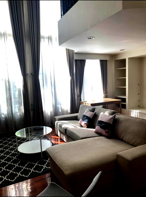 Townhouses for rent Bangkok : LTH15821- Baan klang Krung British Town FOR RENT size 350 Sqm. 4 beds 5 baths Near BTS Thong Lor.ONLY 75k/Month