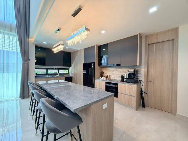 รูป ขายบ้านเดี่ยว Luxury Modern ซอยสยามคันทรีคลับ พัทยา ดีไซน์หรู พร้อมอยู่ - รูปที่ 6/20
