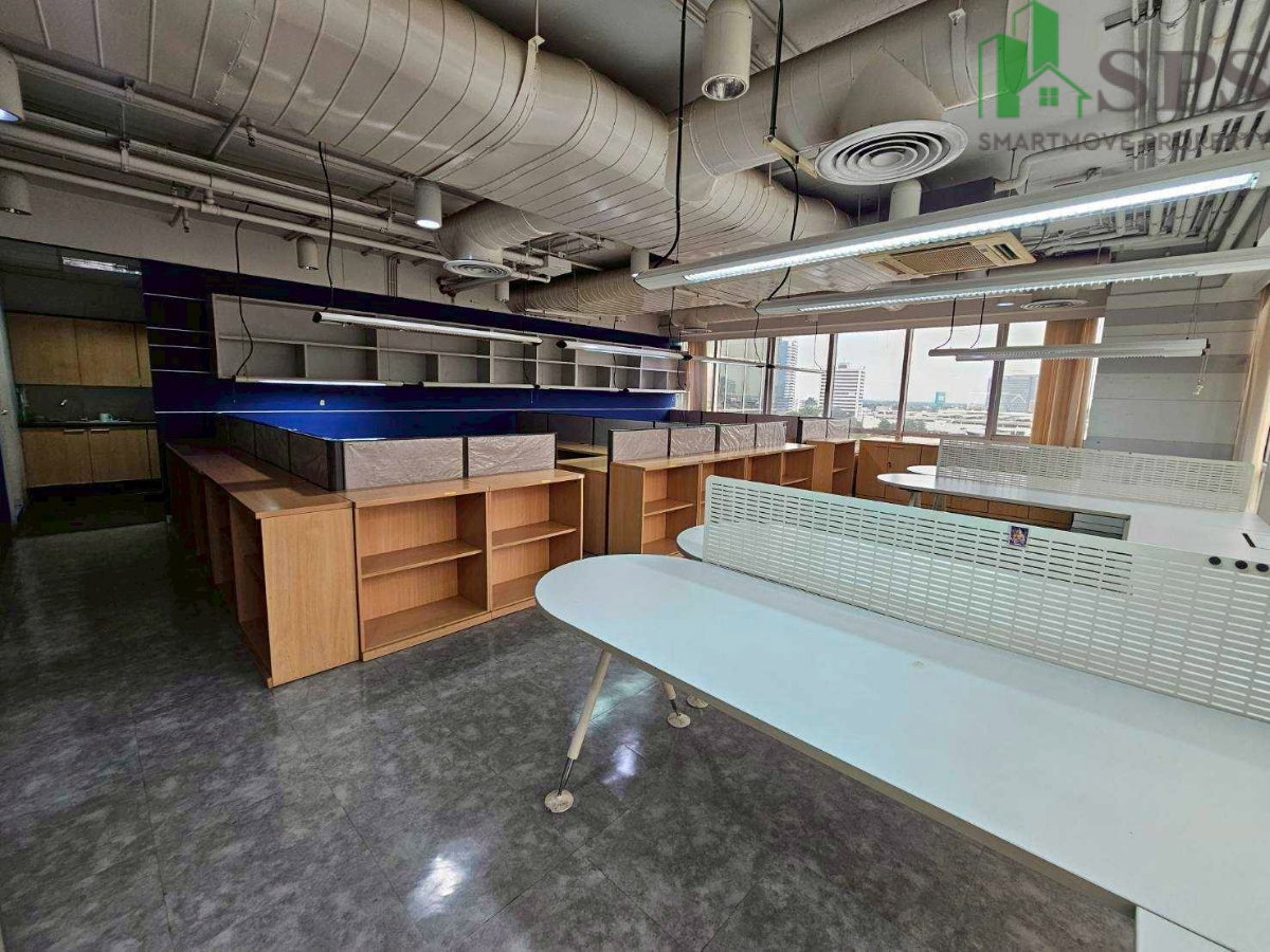 picture Office for Rent – Prime Sukhumvit Area Near BTS Phrom Phong (SPSSR269) - 3/14