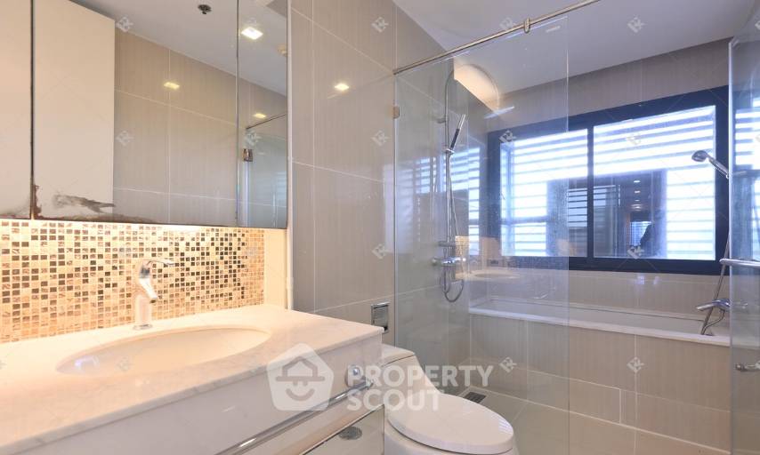 picture 2-BR Condo at Circle Living Prototype New Petchburi near MRT Phetchaburi (ID 3028974) - 4/4
