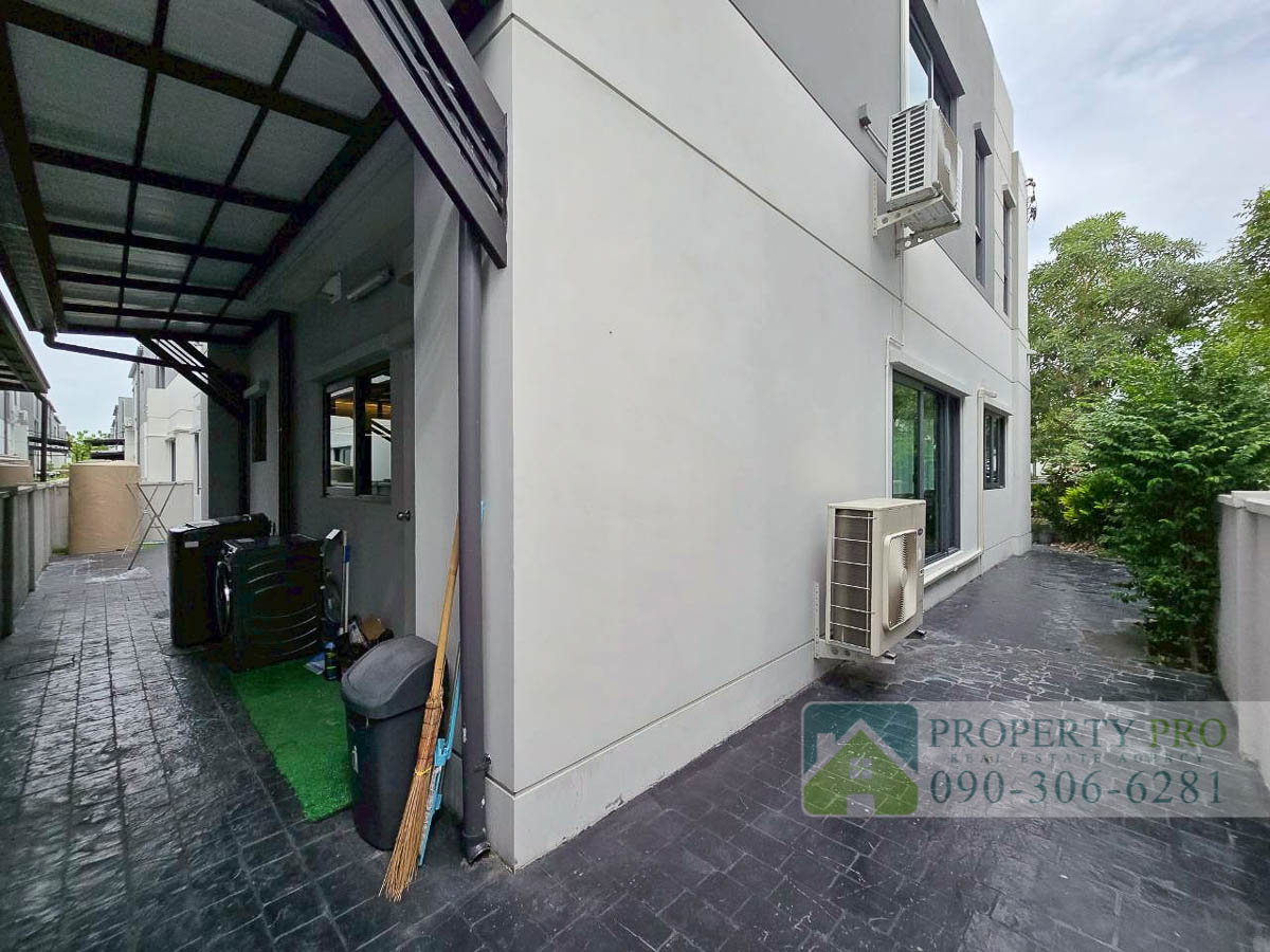 รูป ให้เช่า บ้าน เซนโทร บางนา บ้านเดี่ยว 2 ชั้น 4 ห้องนอน 54 ตรว 260 ตรม บ้านสวย สภาพใหม่มาก หันหน้าทางทิศใต้ เฟอร์นิเจอร์ เครื่องใช้ไฟฟ้าครบ : MJ26R-006 - รูปที่ 27/32