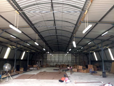 Factory for rent หลักสี่พลาซ่า : Warehouse for rent, car repair shop, Soi Ramintra 5, call 0999983897