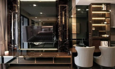 🏙️ Rare Opportunity! Luxury Condo Near MRT Sam Yan | THB 33,000/Month