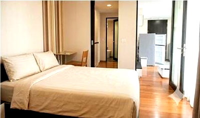 Condos for rent : P-52860 | Condo for Rent Near BTS Phloen Chit | The Tempo Ruamrudee Project, 7th Floor Line: @easythaihome 085-592-2897