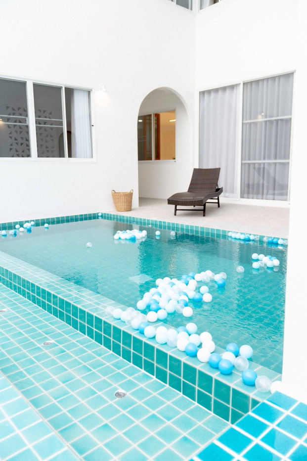 picture Two-storey pool villa for rent with 4 bedrooms,6 toilets and 1 kitchen.  - 2/17
