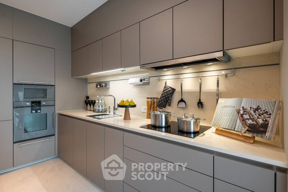 picture 1-BR Condo at Sindhorn Tonson near BTS Ratchadamri (ID 3023868) - 4/19