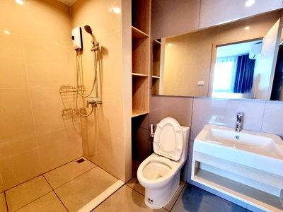 Condos for rent Tesco Lotus Superstore Rattanathibet : 🔥 Brand new condo, 22nd floor, beautiful view – only 12,980 Baht! 🔥 🏡 For Rent: Nue Noble Ngamwongwan