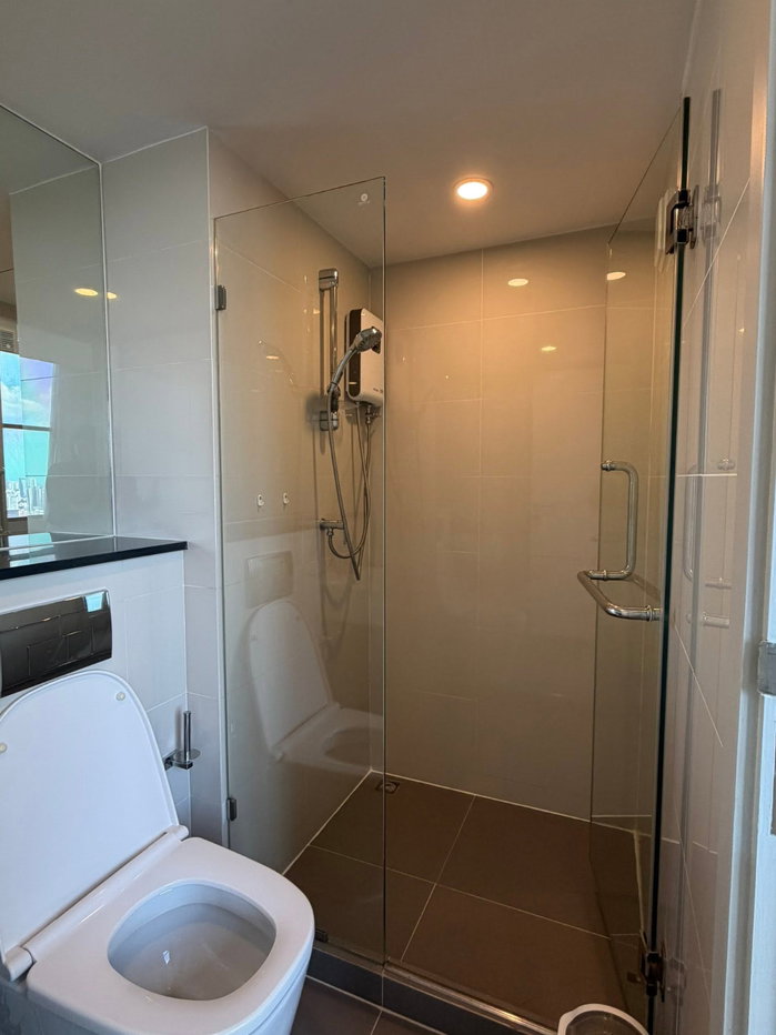picture  Knightsbridge Prime Sathorn   Condo For Rent / Line : @mintocondo - 4/9