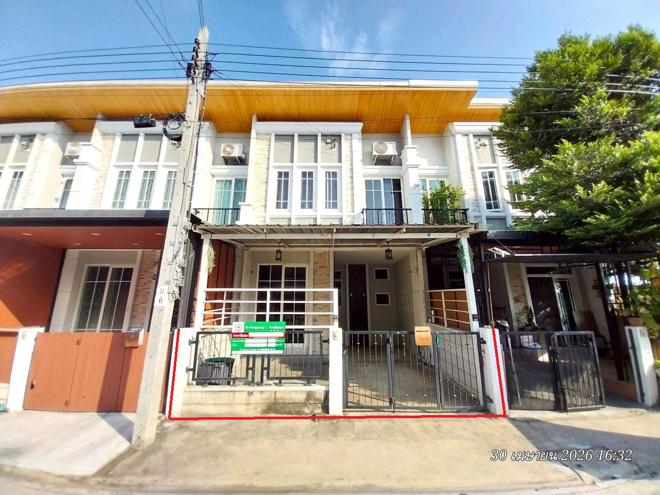 รูป ทาวน์เฮ้าส์ 18.8 ตร.วา โกลเด้น ทาวน์ 2 ลาดพร้าว-เกษตรนวมินทร์ เขตบึงกุ่ม กรุงเทพมหานคร 3M - รูปที่ 1/30