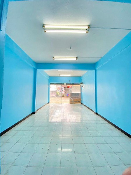 รูป โลตัส ปทุมธานี 529ม. อาคารพาณิชย์ 3 ชั้น 2 ห้องน้ำ ใกล้ตลาดสดเทศบาลเมืองปทุมธานี 500 ม.รีโนเวทใหม่ ให้เช่า14ตร.ว. 132 ตร.ม เ - รูปที่ 2/8
