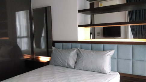🏙️✨ FOR RENT: The Lumpini 24 — HIGH-FLOOR LUXURY CITY LIVING IN PHROM PHONG!  💰 Rental Price: 23,000 THB/month | 📲 Line ID: @condobkk (with @)  
