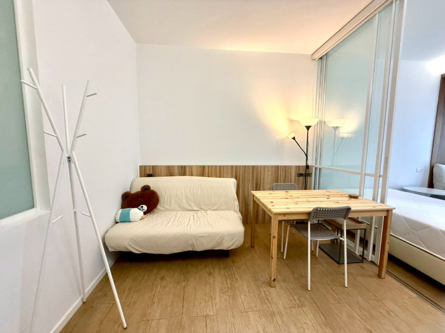 รูป 🌆 Triple Y Residence วิวเมืองใจกลางสามย่าน 🚇 ติด MRT เหนือ Samyan Mitrtown พร้อมอยู่ทันที เพียง 28K ✨ - รูปที่ 6/8