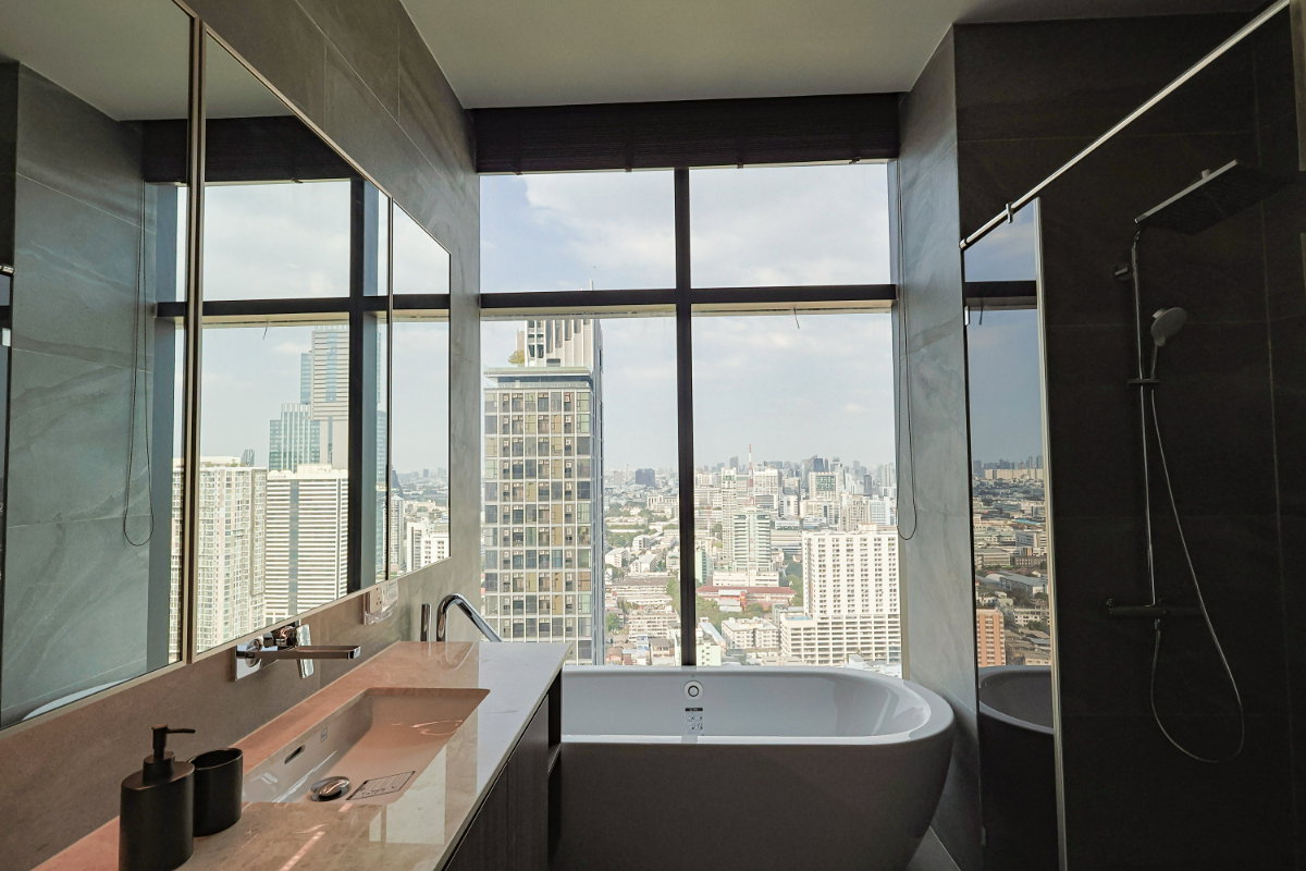 picture For Rent: Loft-Style Corner Unit at Ratchathewi Fully furnished unit two beds located on the 27th floor - 14/21