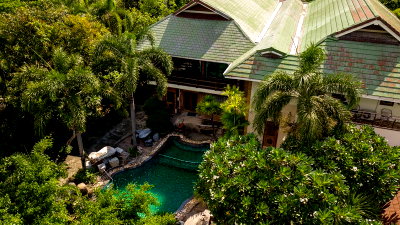 บ้านเดี่ยว ศรีราชา ชลบุรี : คฤหาสน์หรูระดับลักชัวรี บนที่ดินขนาดใหญ่ ติดถนนหลักชากค้อ-หนองขาม ศรีราชา