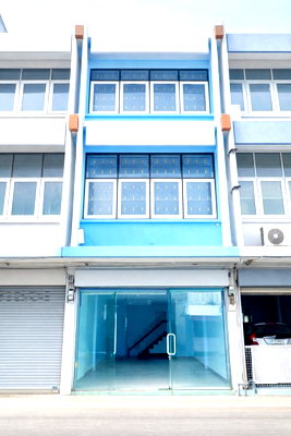 เช่าอาคารพาณิชย์ ศาลหลักเมืองจังหวัดปทุมธานี : โลตัส ปทุมธานี 529ม. อาคารพาณิชย์ 3 ชั้น 2 ห้องน้ำ ใกล้ตลาดสดเทศบาลเมืองปทุมธานี 500 ม.รีโนเวทใหม่ ให้เช่า14ตร.ว. 132 ตร.ม เ