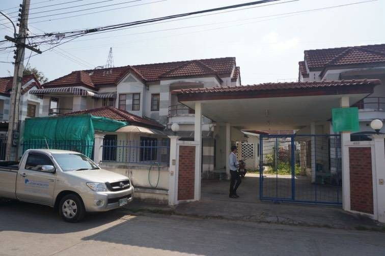 รูป 🏡บ้านแฝด 2 หลังคู่ในพื้นที่เดียวกัน **สามารถแยกซื้อได้  พิกัดทำเล หมู่บ้านธีรพร ตำบล หนองจ๊อม อำเภอ สันทราย เชียงใหม่  - รูปที่ 2/16