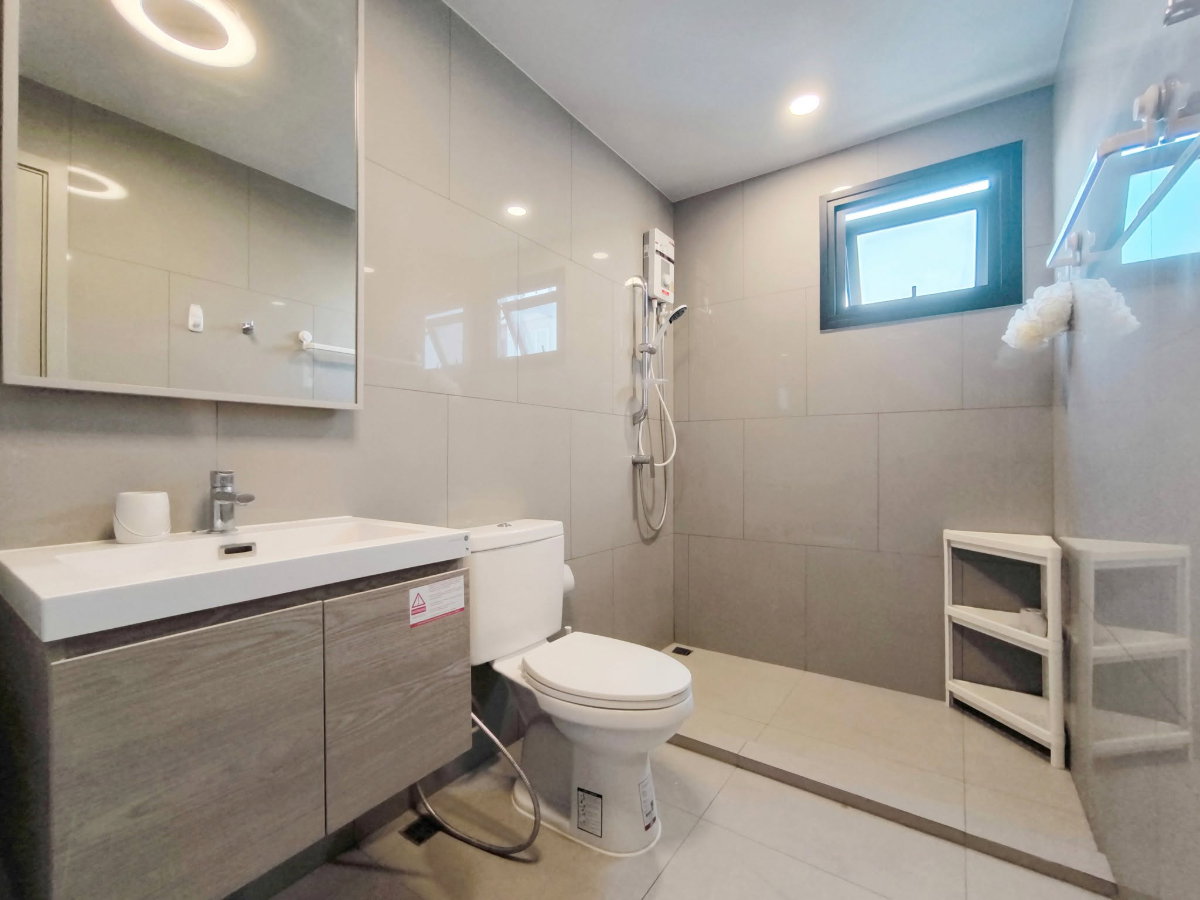 รูป FOR RENT ： Chapter One Flow 🔥PRICE 🔥 19,000 BAHT/Month 🔥line :@190evxgl - รูปที่ 4/9