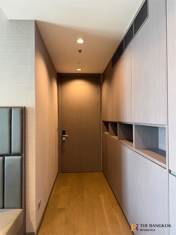 picture The Diplomat Sathorn near BTS Surasak - 5/10