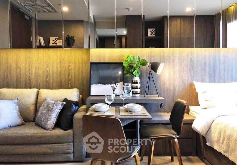 picture High-Floor 1-BR 39th Floor, 24.5 Sqm At Ashton Chula Silom Near MRT Sam Yan (100m) (ID 3035739) - 1/7