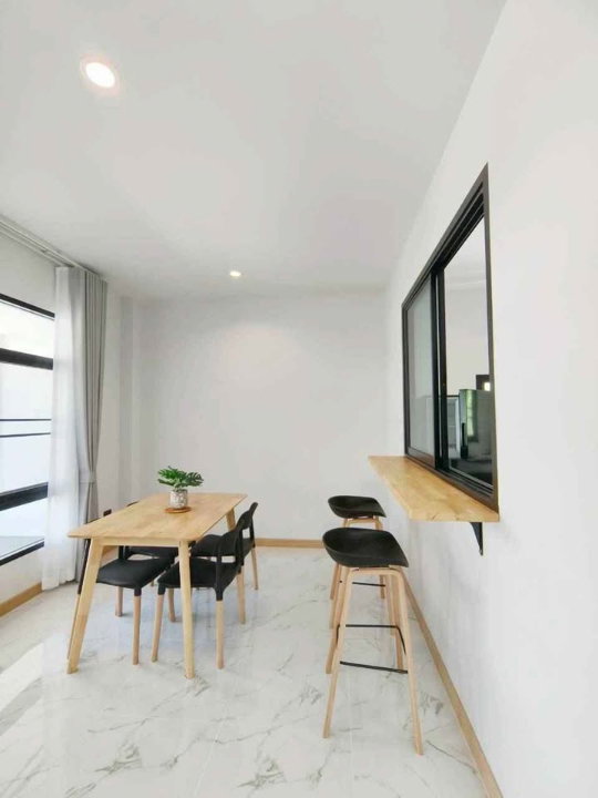 picture Two storey house for rent with 3 bedrooms,3 toilets and 1 kitchen.  - 6/15