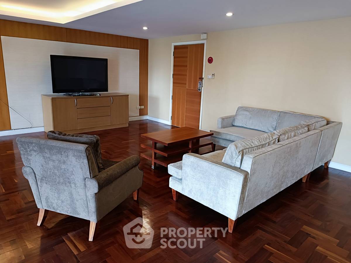 picture 2-BR Condo at The Peony near MRT Khlong Toei (ID 2501645) - 4/30